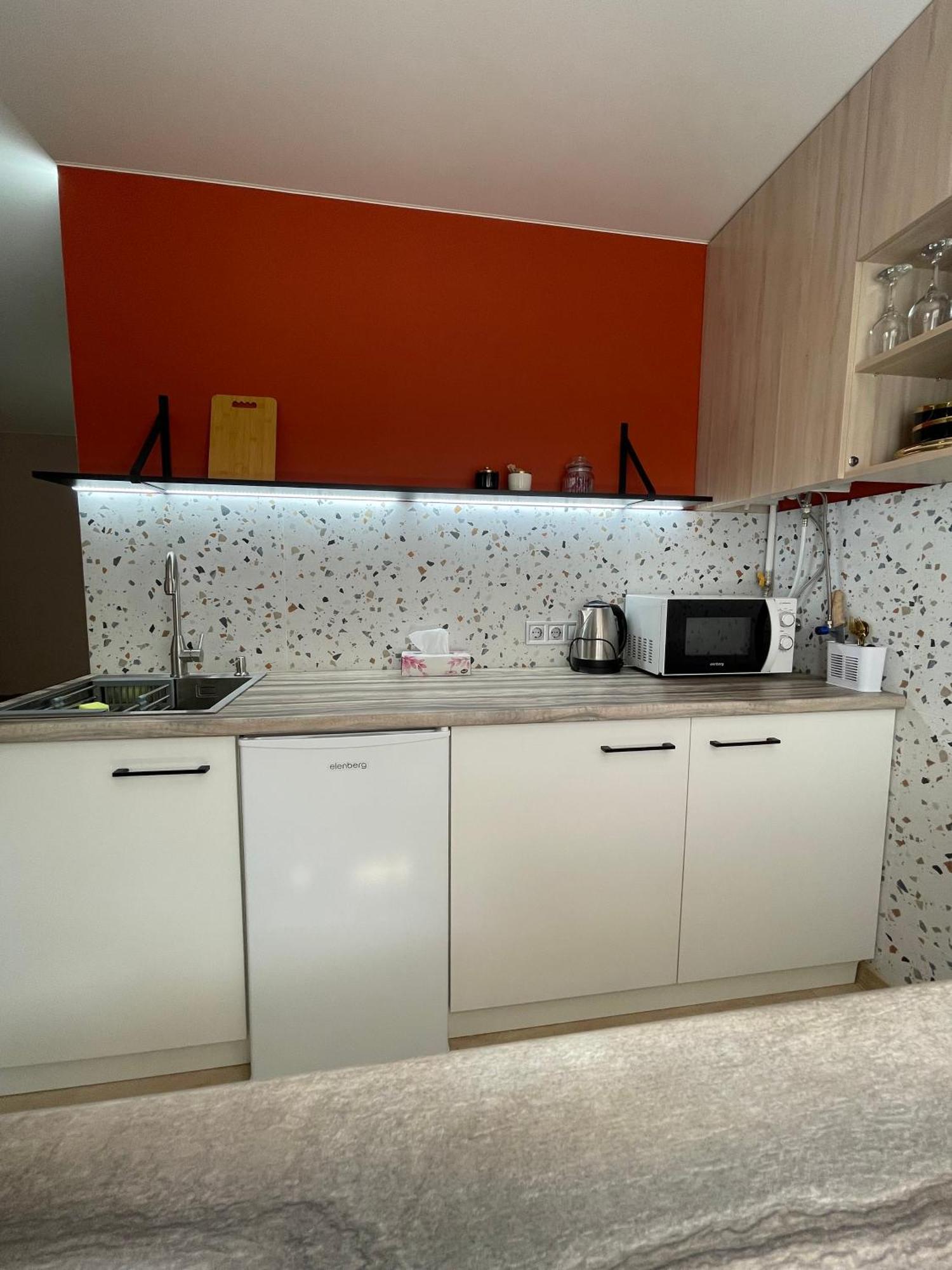 1 Кімн Квартира Тропікі Тихий Центр Tjernihiv Exteriör bild